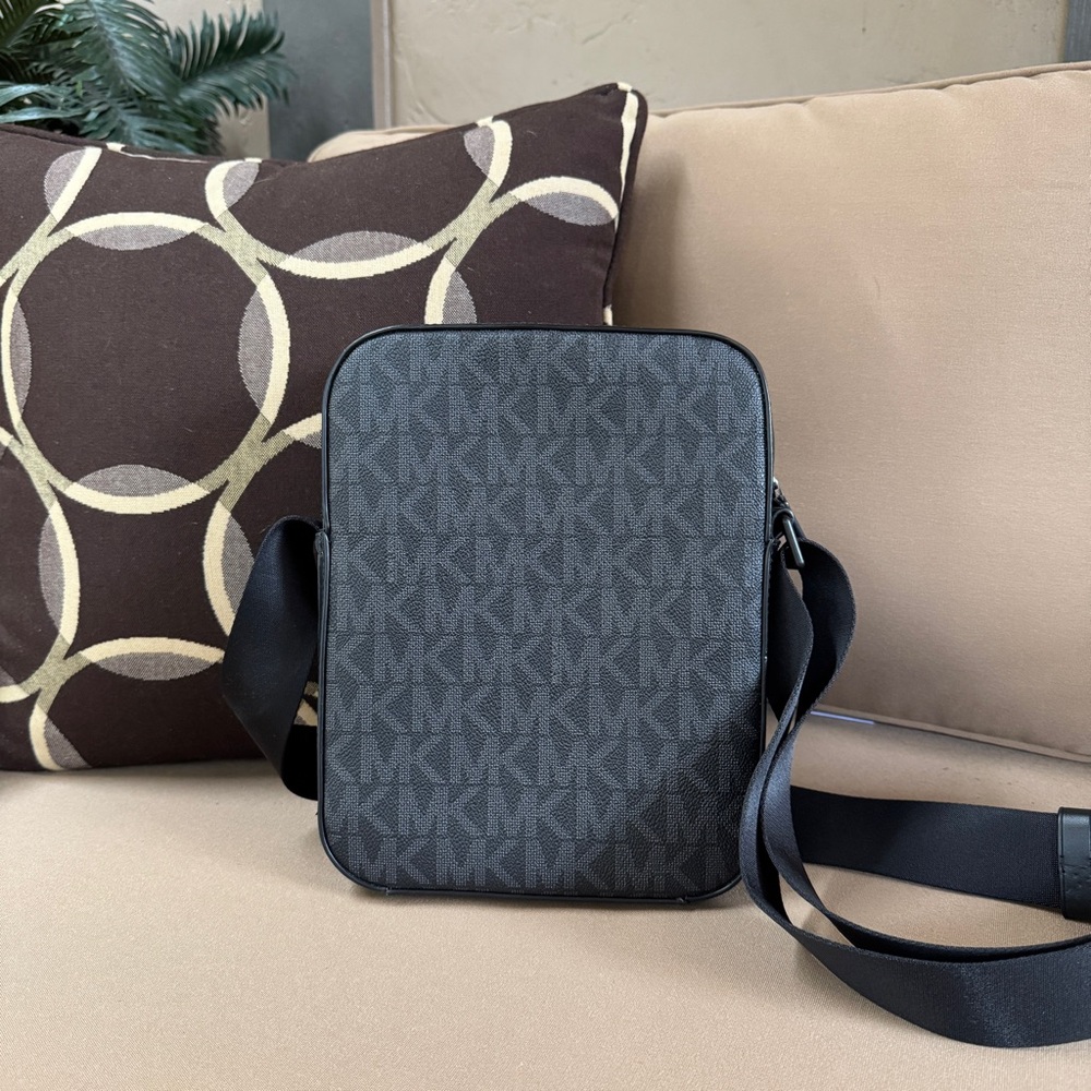Michael Kors Black Mini Crossbody Bag - Picture 2 of 6